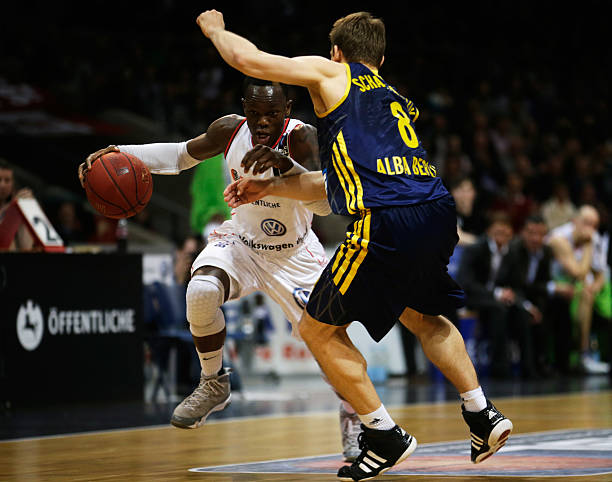 我国英式女 我国英式女