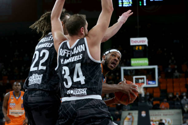 武汉三镇主 武汉三镇主