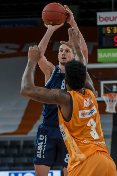 加维在采访 加维在采访